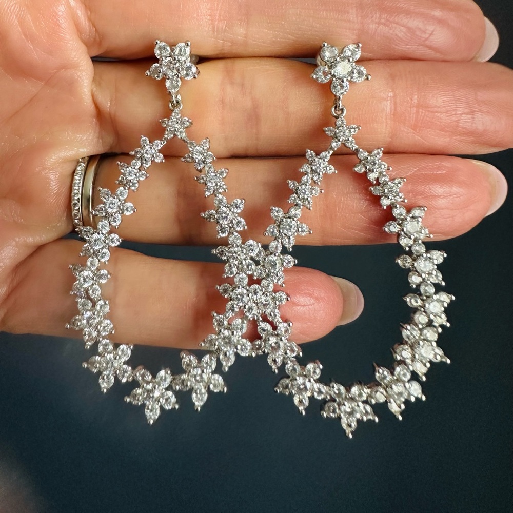 Beautiful flower garland earrings